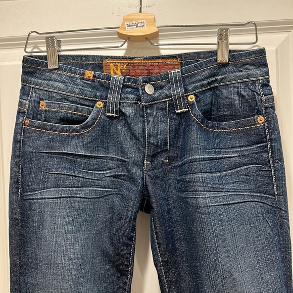 Notify Hellebora Straight Leg Jeans - Picture 3 of 13